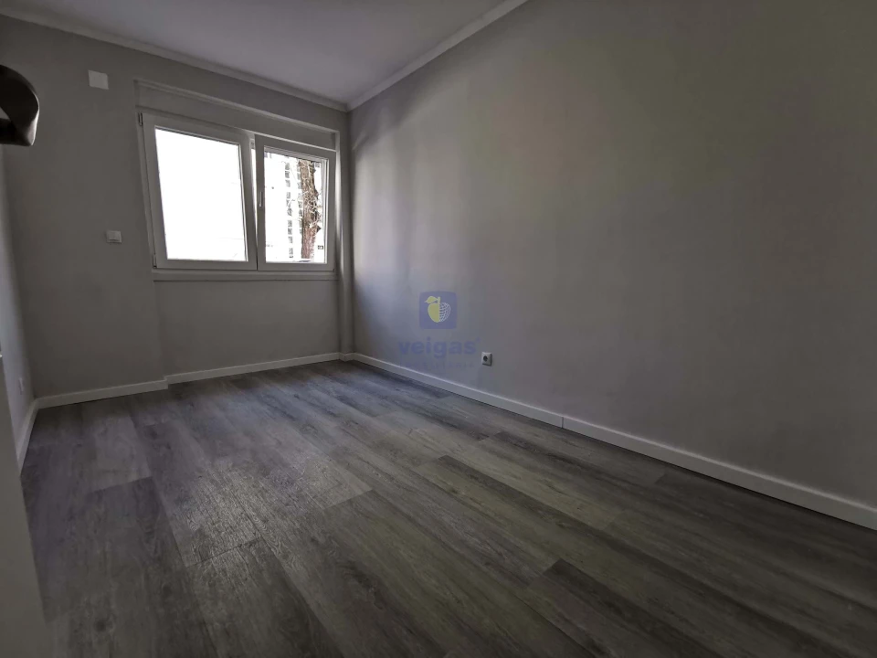 Apartamento T2 para Venda em Benfica Foto 10