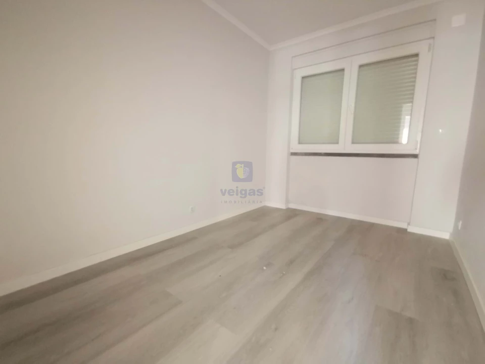 Apartamento T2 para Venda em Benfica Foto 14