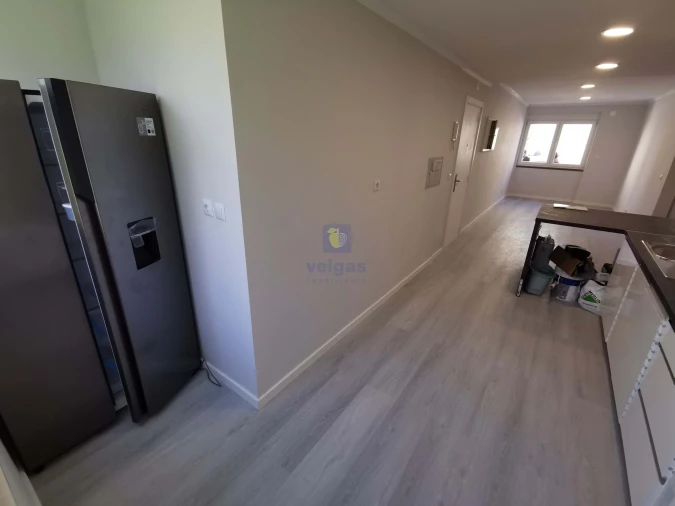 Apartamento T2 para Venda em Benfica Foto 5