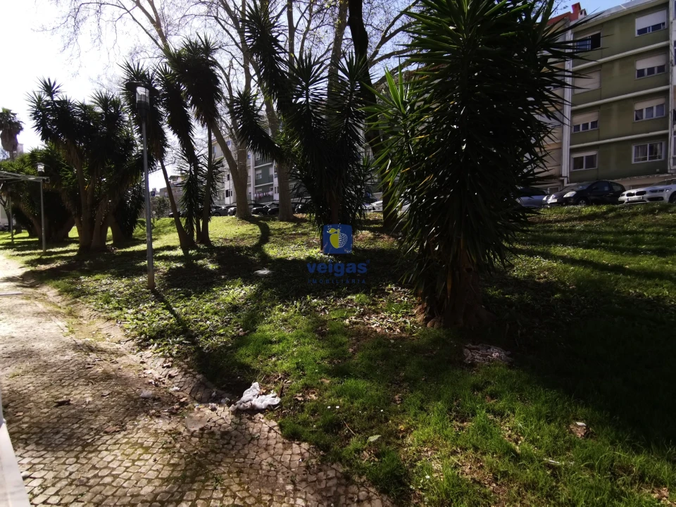 Apartamento T2 para Venda em Benfica Foto 12