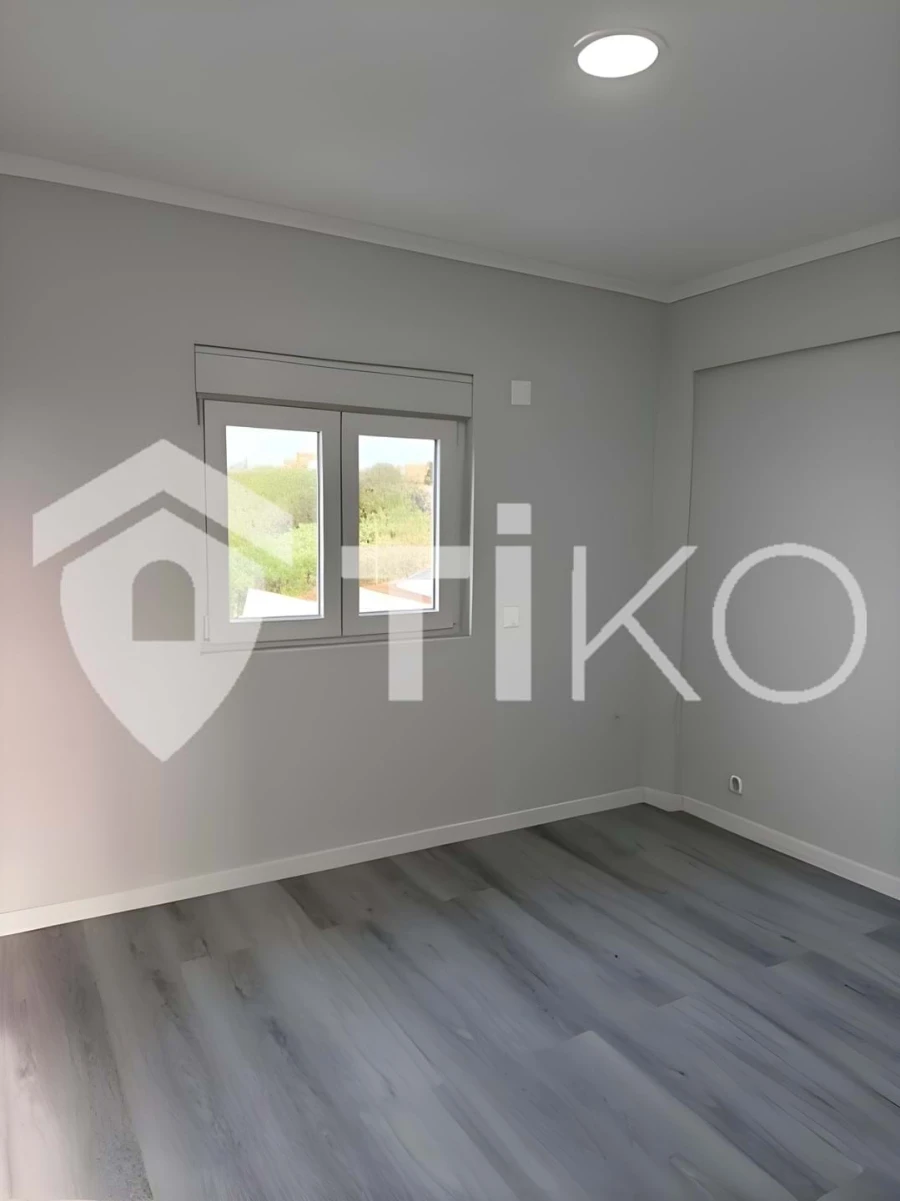 Apartamento T2 para Venda em Pontinha e Famões Foto 23