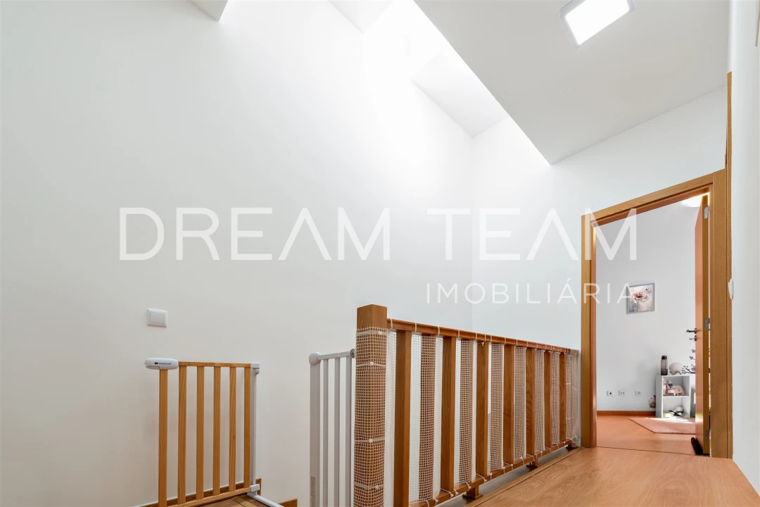 Moradia T3 para Venda em Cercal Foto 12