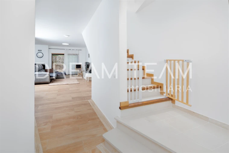 Moradia T3 para Venda em Cercal Foto 10