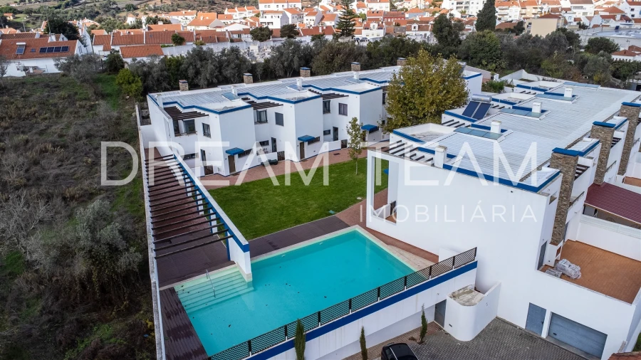 Moradia T3 para Venda em Cercal Foto 27