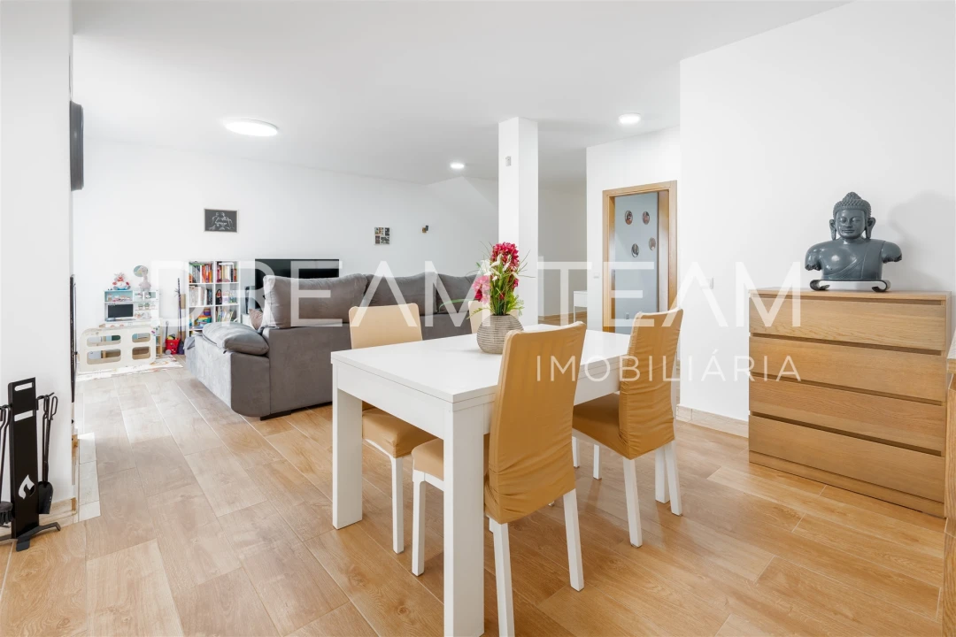 Moradia T3 para Venda em Cercal Foto 3