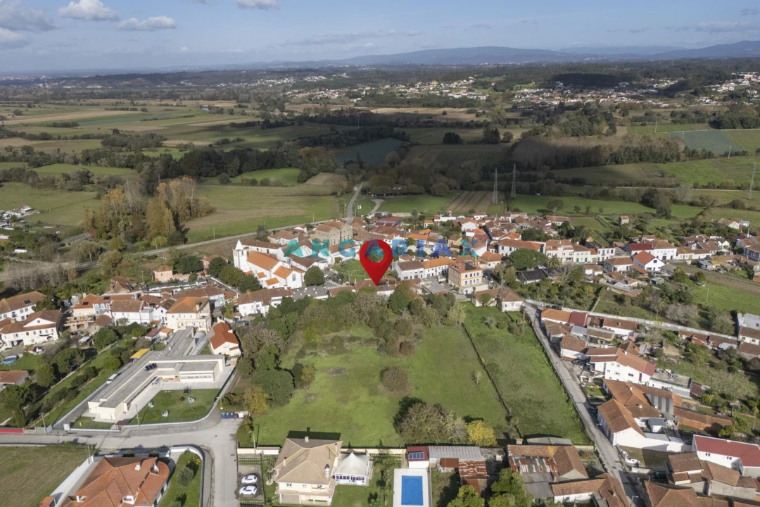 Moradia T0 para Venda em Eixo e Eirol Foto 30