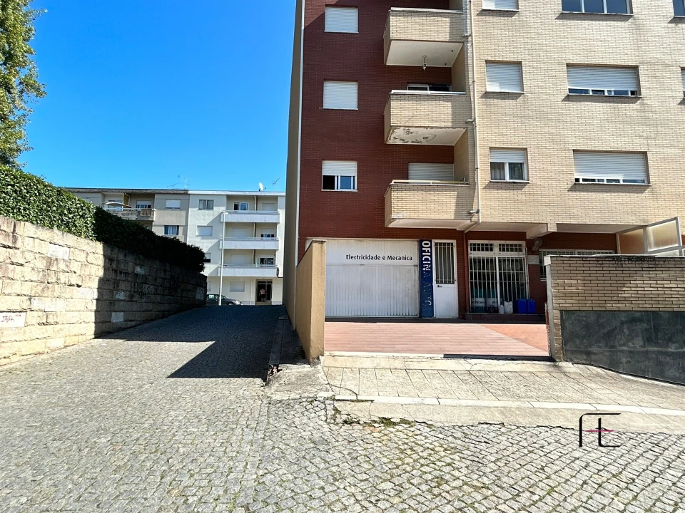 Loja para Venda em Valongo Foto 1