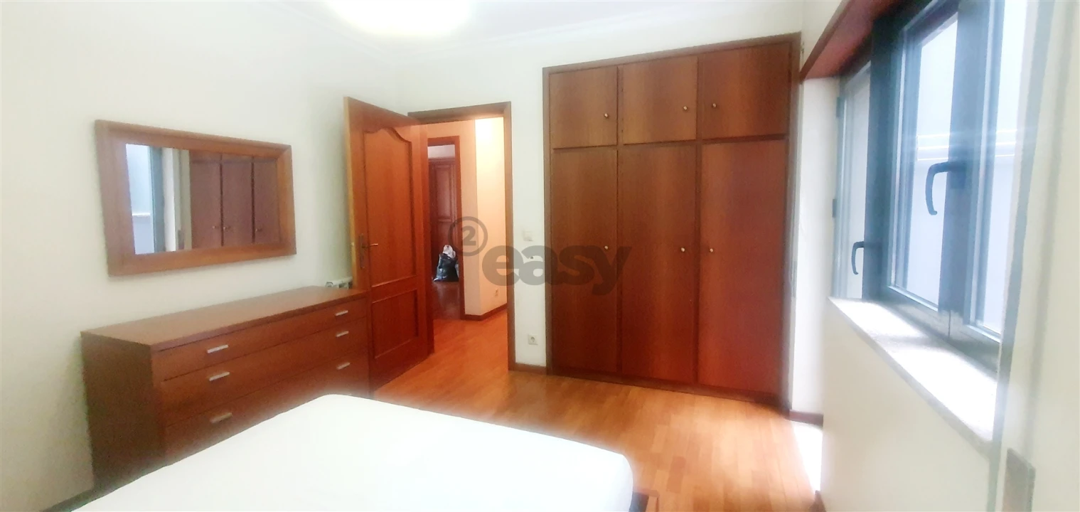 Apartamento T3 para Arrendamento em Lamego (Almacave e Sé) Foto 11
