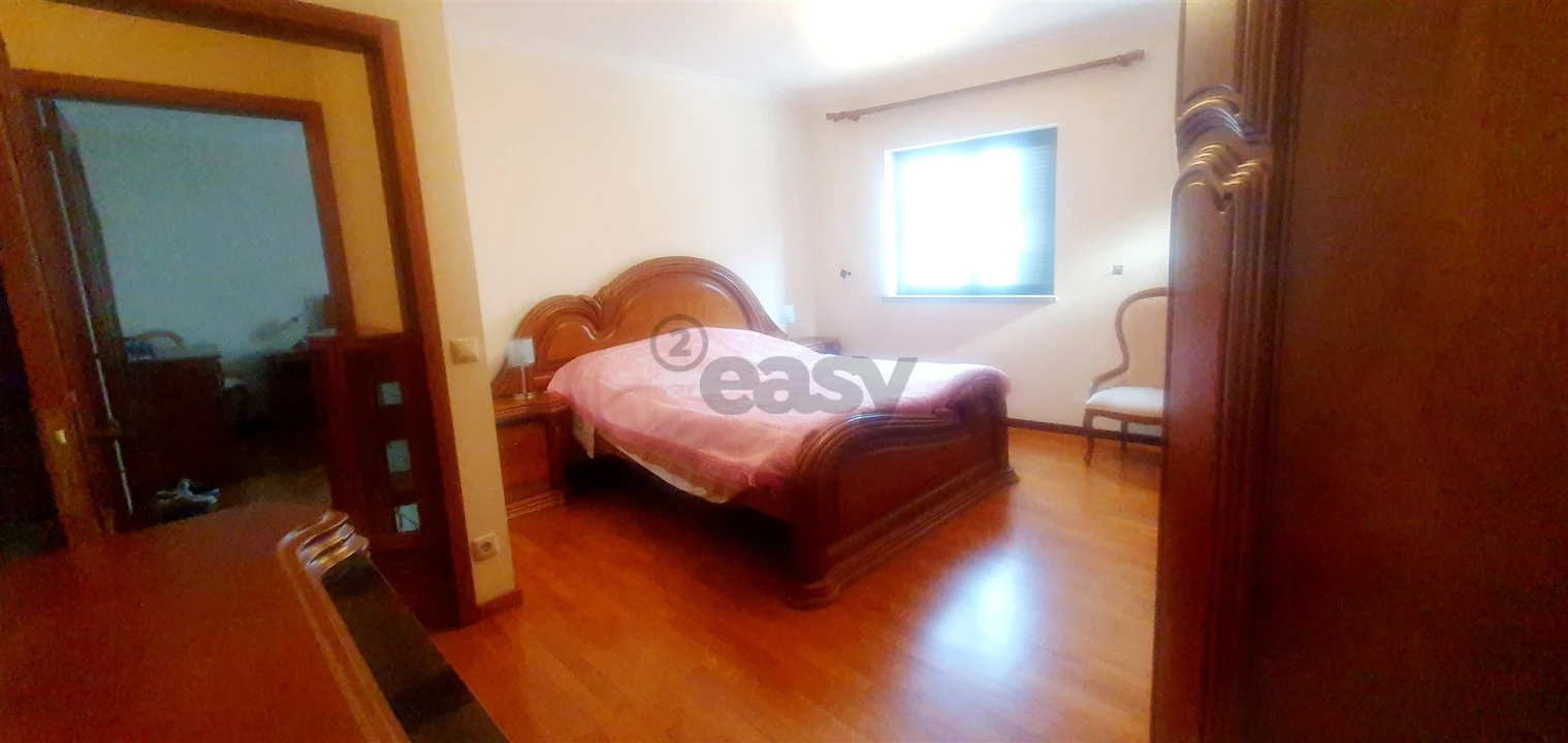 Apartamento T3 para Arrendamento em Lamego (Almacave e Sé) Foto 16