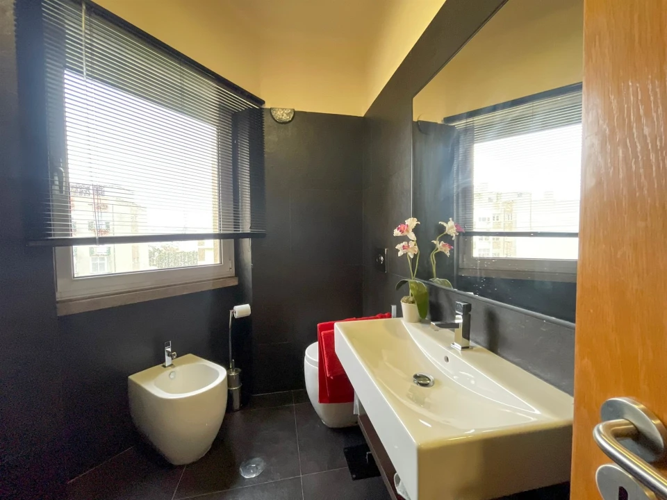 Apartamento T2 para Arrendamento em Benfica Foto 14