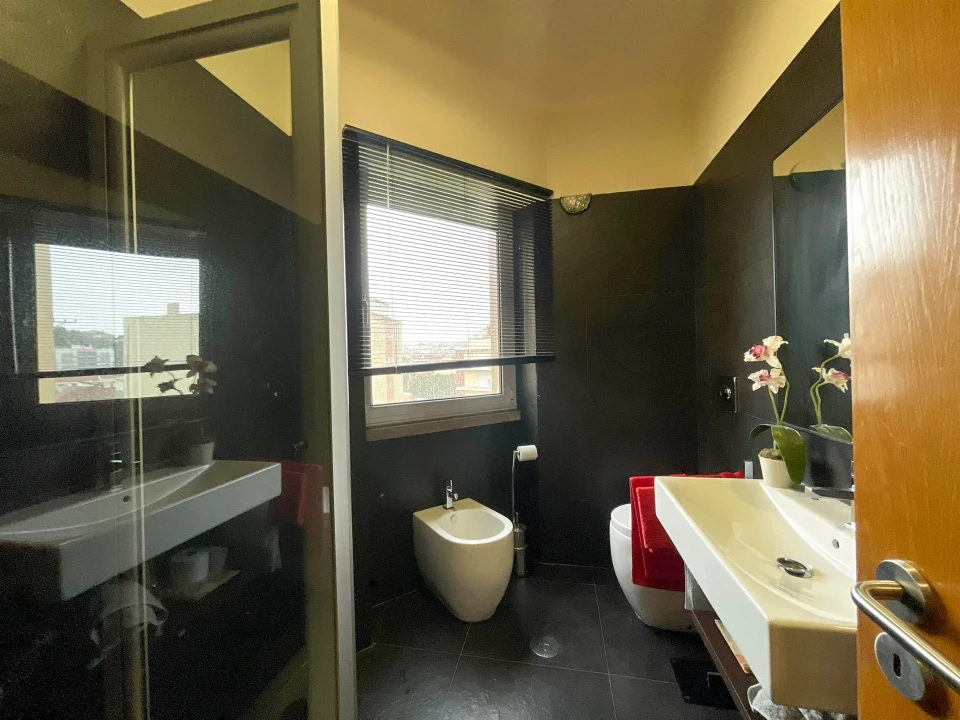 Apartamento T2 para Arrendamento em Benfica Foto 13