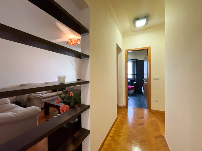 Apartamento T2 para Arrendamento em Benfica Foto 6
