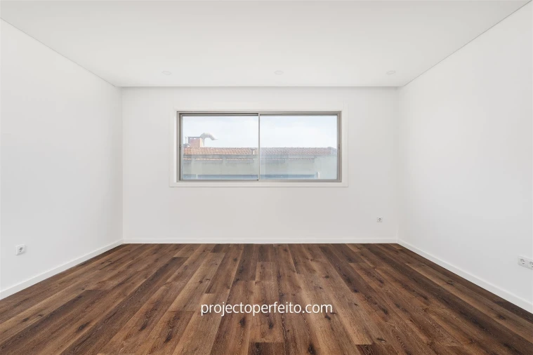 Apartamento T3 para Venda em Espinho Foto 4