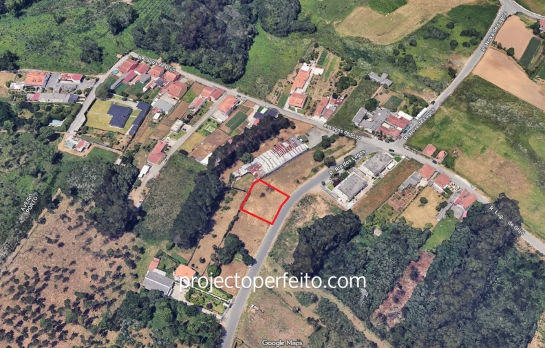 Terreno para Venda em Grijó e Sermonde Foto 1