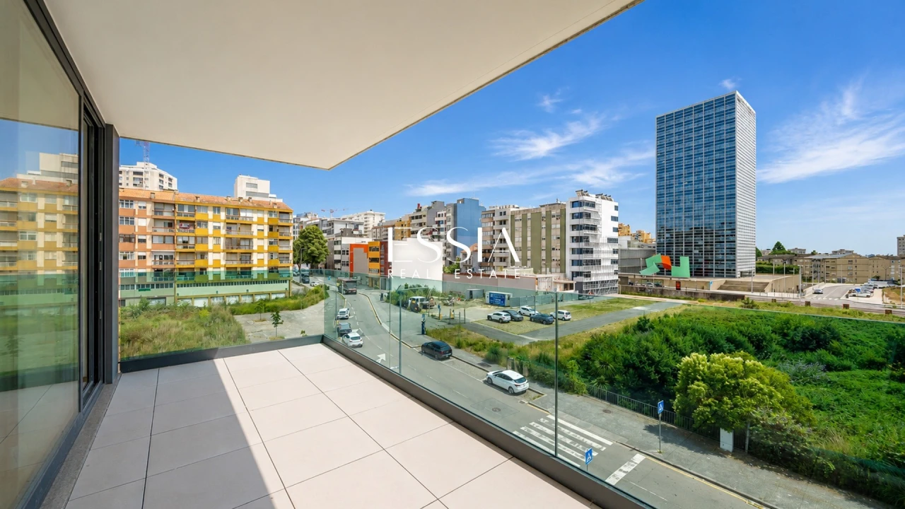 Apartamento T3 para Venda em Ramalde Foto 7