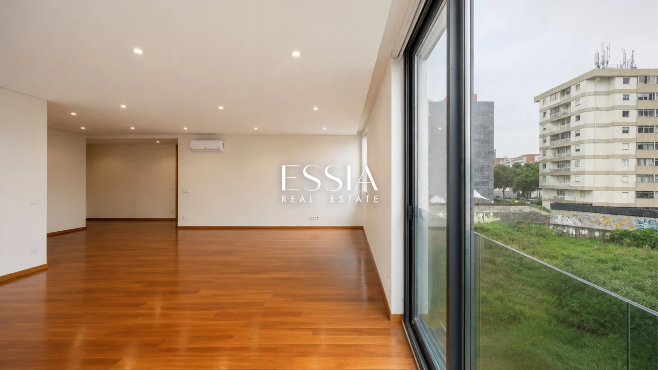 Apartamento T3 para Venda em Ramalde Foto 12