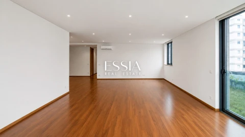Apartamento T3 para Venda em Ramalde