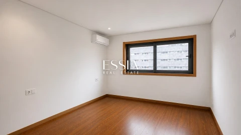 Apartamento T3 para Venda em Ramalde