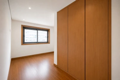 Apartamento T3 para Venda em Ramalde