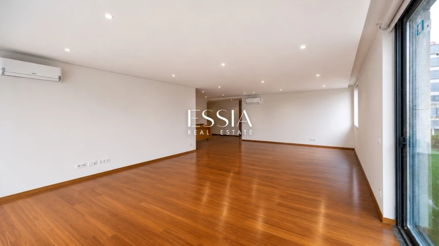 Apartamento T3 para Venda em Ramalde Foto 14