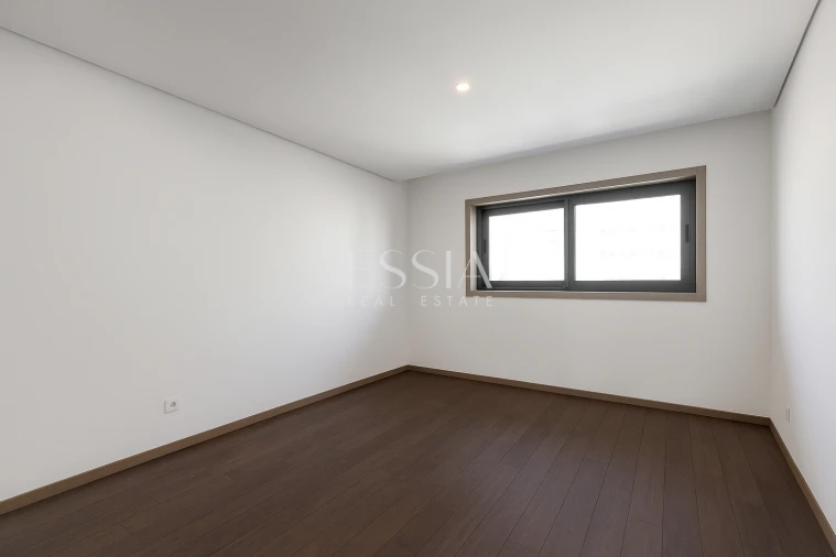 Apartamento T3 para Venda em Ramalde Foto 11