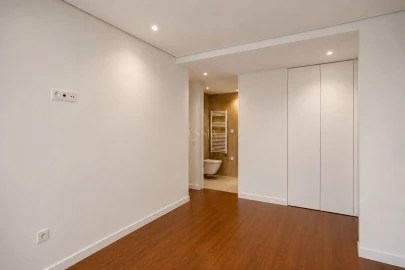 Apartamento T3 para Venda em Ramalde