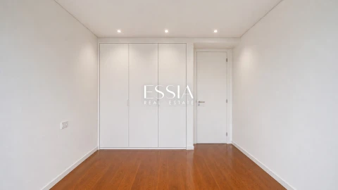 Apartamento T3 para Venda em Ramalde