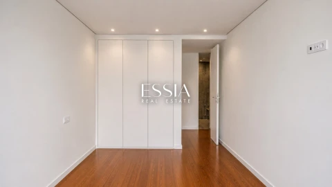 Apartamento T3 para Venda em Ramalde