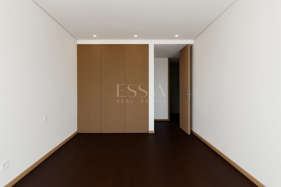 Apartamento T3 para Venda em Ramalde Foto 8