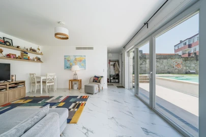 Moradia T4 para Venda em Aldoar, Foz do Douro e Nevogilde