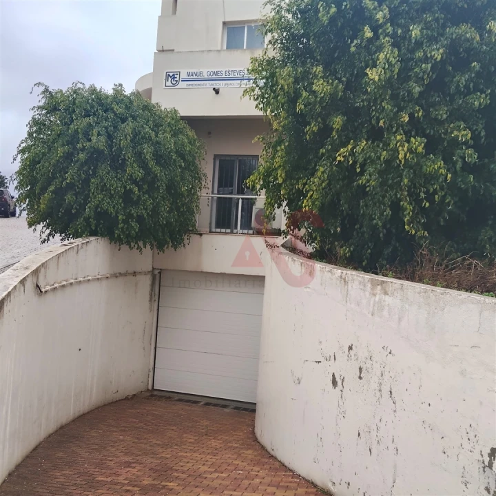 Loja para Venda em Ferreiras Foto 4