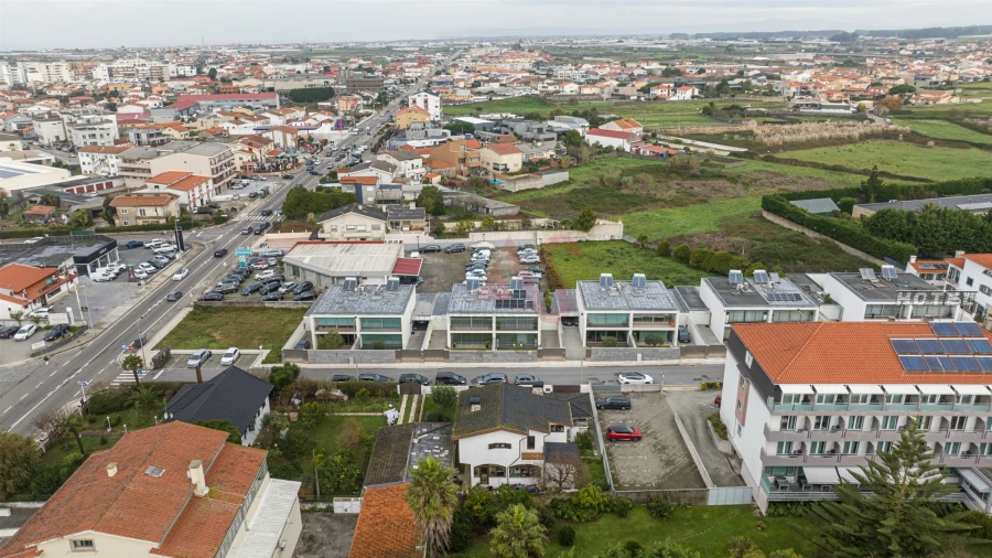 Moradia T3 para Venda em Aver-O-Mar, Amorim e Terroso Foto 38
