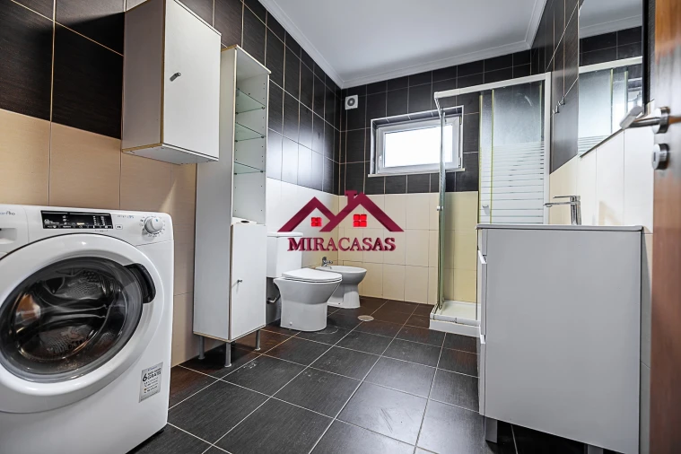 Moradia T3 para Arrendamento em Mira Foto 12