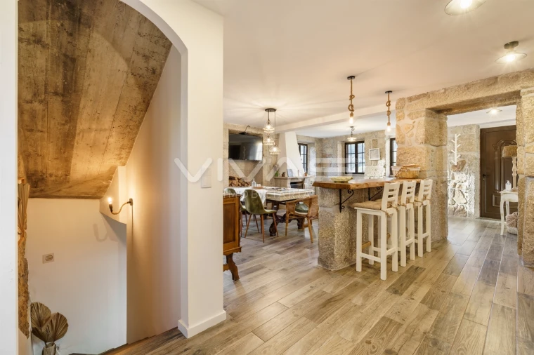 Moradia T4 para Venda em Valbom (São Pedro), Passô e Valbom (São Martinho) Foto 13