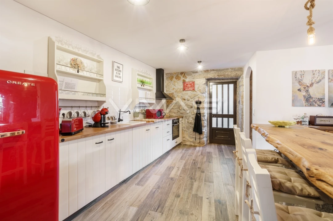 Moradia T4 para Venda em Valbom (São Pedro), Passô e Valbom (São Martinho) Foto 5