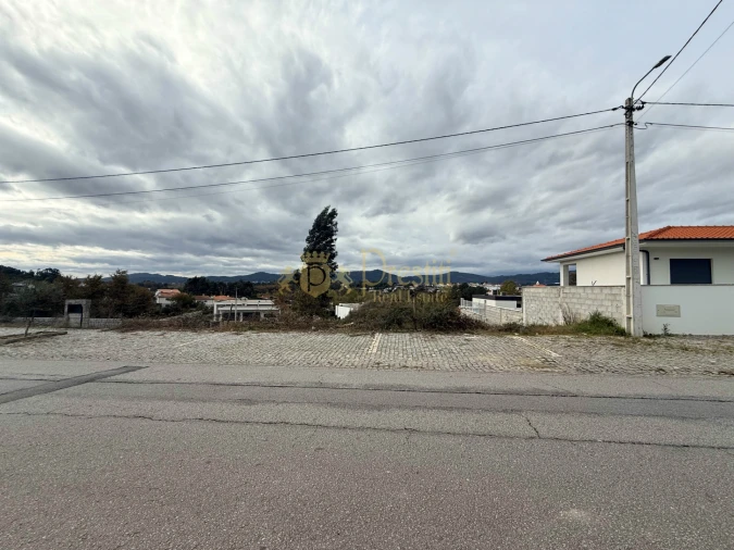 Terreno para Venda em Prazins (Santa Eufemia) Foto 3