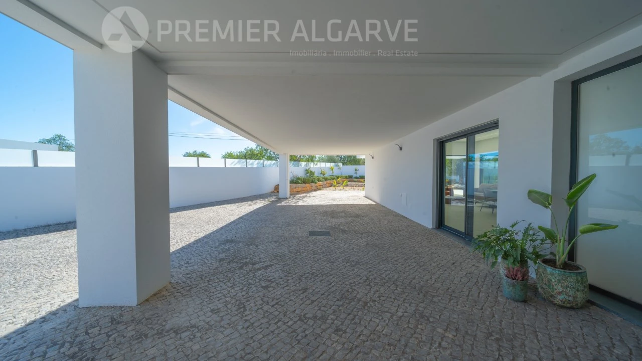 Moradia T4 para Venda em São Brás de Alportel Foto 57