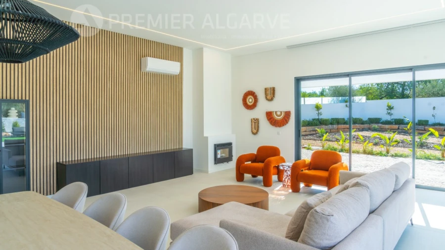 Moradia T4 para Venda em São Brás de Alportel Foto 2