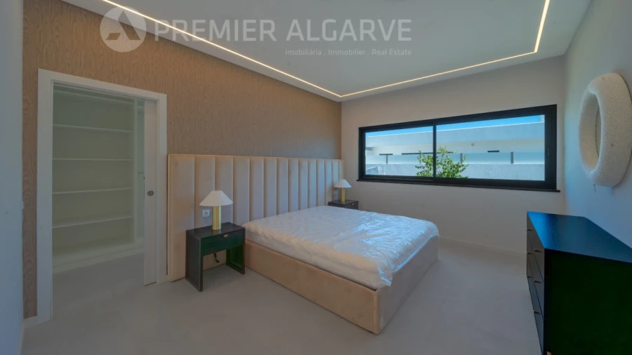 Moradia T4 para Venda em São Brás de Alportel Foto 47