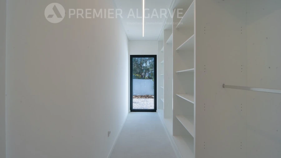 Moradia T4 para Venda em São Brás de Alportel Foto 50