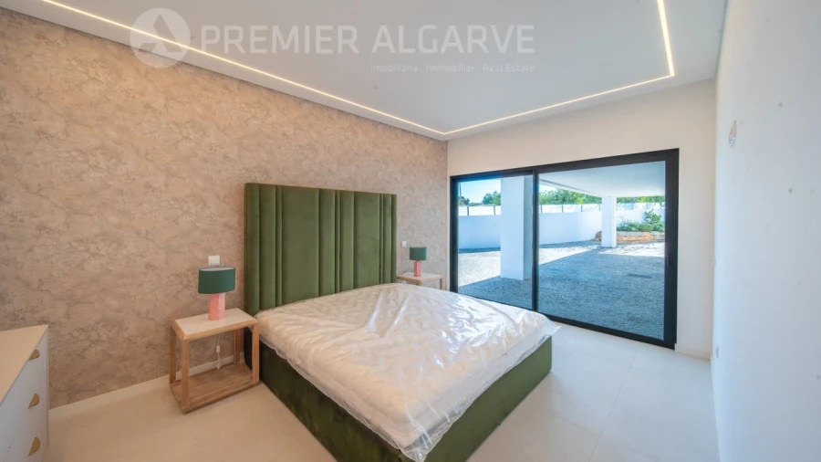 Moradia T4 para Venda em São Brás de Alportel Foto 44