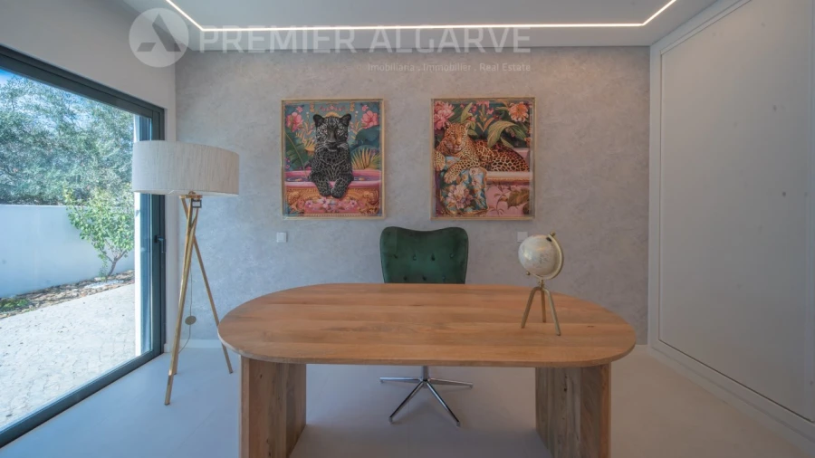 Moradia T4 para Venda em São Brás de Alportel Foto 23