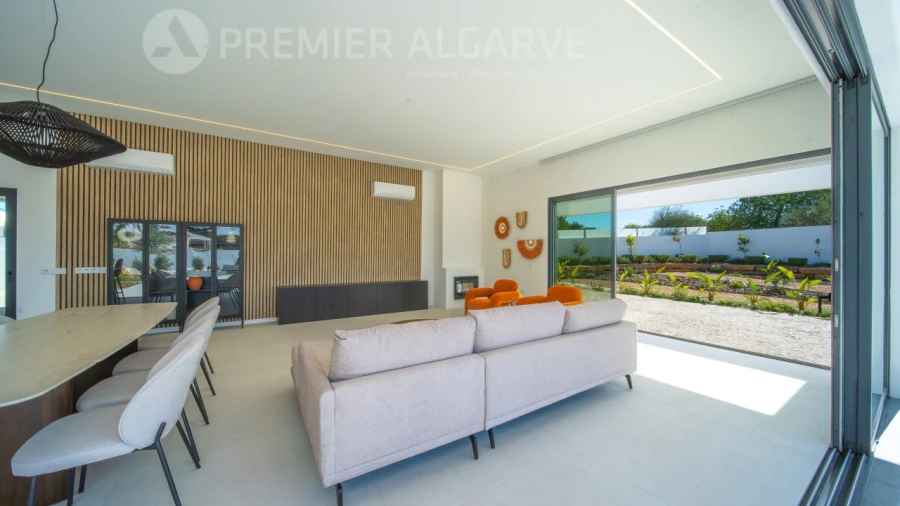 Moradia T4 para Venda em São Brás de Alportel Foto 38