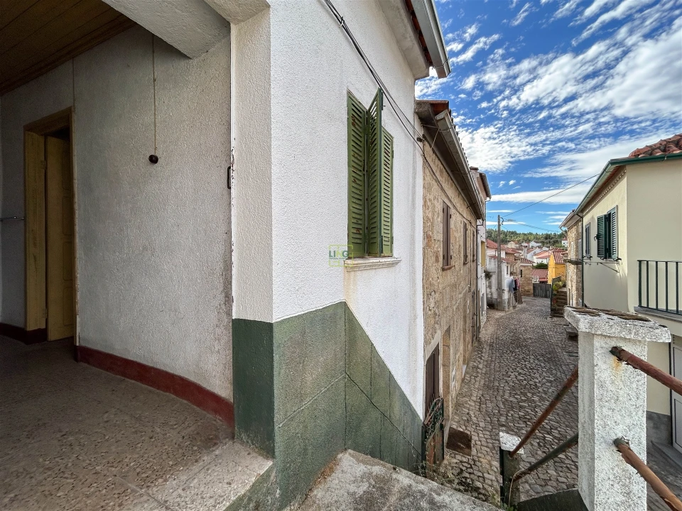 Moradia T0 para Venda em Aranhas Foto 11