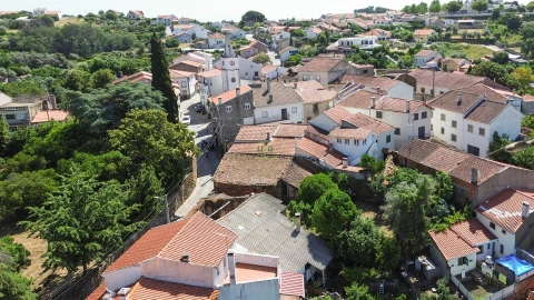Moradia T3 para Venda em Ninho do Açor e Sobral do Campo
