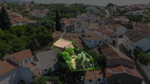 Moradia T3 para Venda em Ninho do Açor e Sobral do Campo