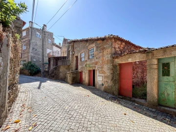 Moradia T3 para Venda em Ninho do Açor e Sobral do Campo