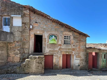 Moradia T3 para Venda em Ninho do Açor e Sobral do Campo