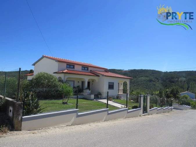 Moradia T3 para Venda em Sertã Foto 5