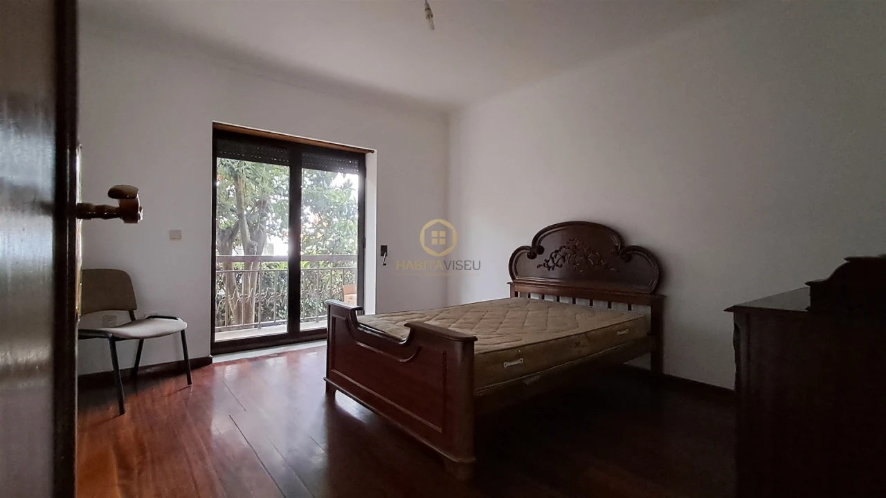Moradia T3 para Arrendamento em Viseu Foto 31